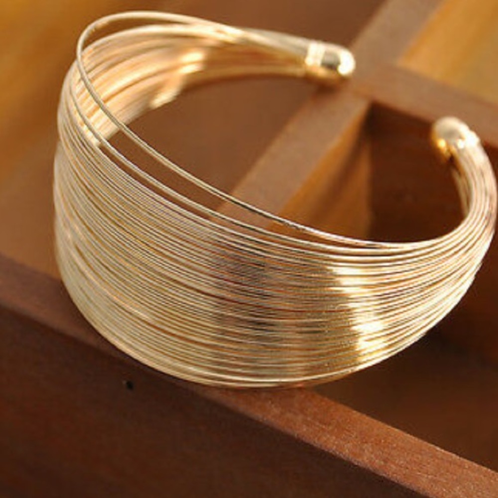 ❤️gorgeous multilayer gold plated bracelet cuff